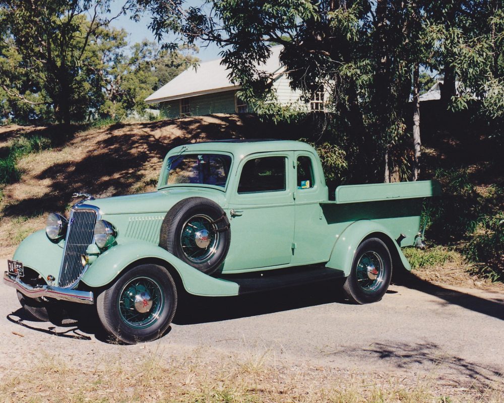 1934 Ford V8 Coupe Ute 7
