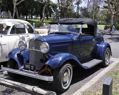 1932