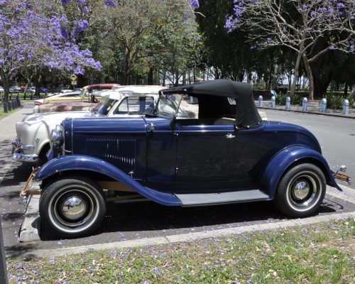 1932