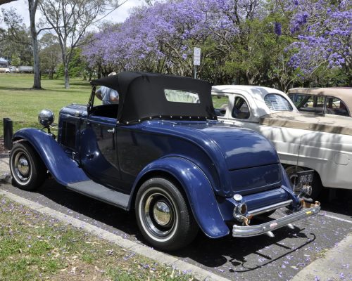 1932