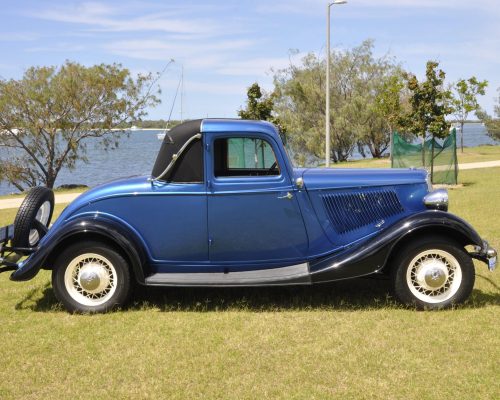 1933