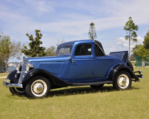 1933